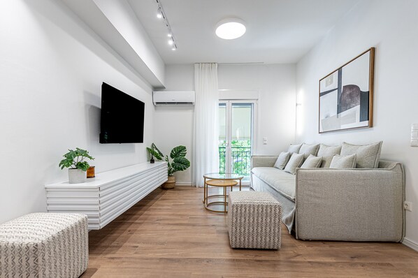 Living area - Phaedrus Living: Prosperity Residences Paradise (Athens)