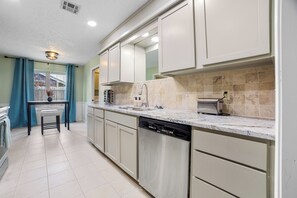 Fridge, microwave, oven, stovetop - Breezy Two Bedroom in South Tulsa (Tulsa)