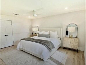 3 quartos, ferros/tábuas de passar roupa, Wi-Fi, roupa de cama