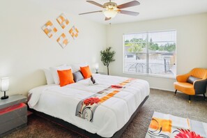 3 soverom, strykejern/-brett, wi-fi og sengetøy