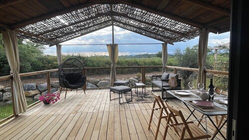 Lodge au Milieu des Vignes Située Entre mer et Montagne. Idéal Couple ou Famille