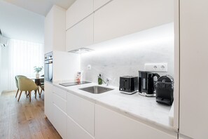 Fridge, oven, dishwasher, coffee/tea maker - GuestReady - A marvellous city retreat (Porto)