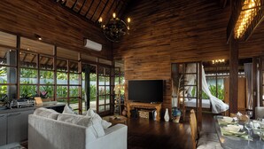 Smart TV - 1 BR Cozy Villa With Breathtaking Rice Paddy View (Bali)