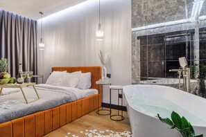 Apartemen Eksklusif | 2 kamar tidur, tirai kedap cahaya, dan setrika/meja setrika