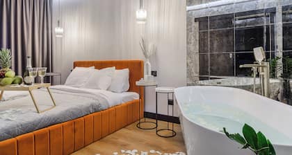 Lumina apart with luxury garden