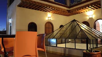 Phòng, 1 phòng ngủ, hiên, quang cảnh thành phố | Hiên