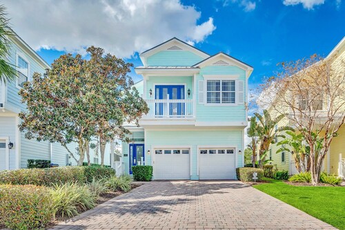 Beautiful views/WALT DISNEY WORLD 10 MINS/EXQUISITE/PRIVATE POOL AND SPA 
