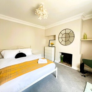 House, Smoking | 4 bedrooms - Hyperion in Newmarket (Newmarket)