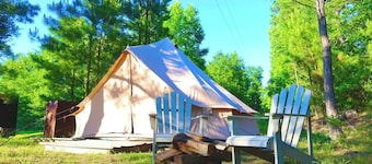 "The Pines" Luxury Safari Tent

