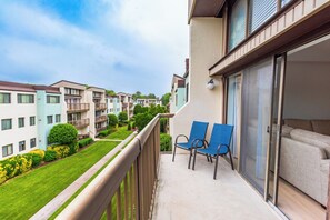 Property grounds - NEW LISTING as of 5/30/24 with pool + tennis courts too!
Spacious and ALL new! (Ocean City)