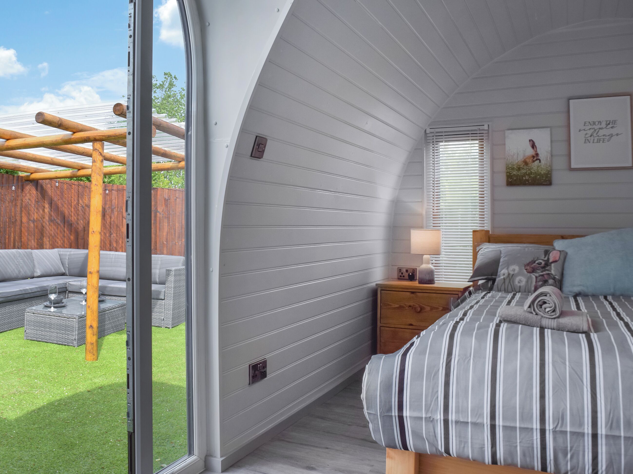 1 bedroom, WiFi (free), bed sheets