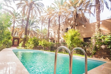 Vue sur piscine
