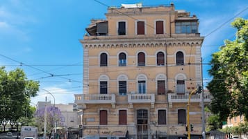 Facciata della struttura