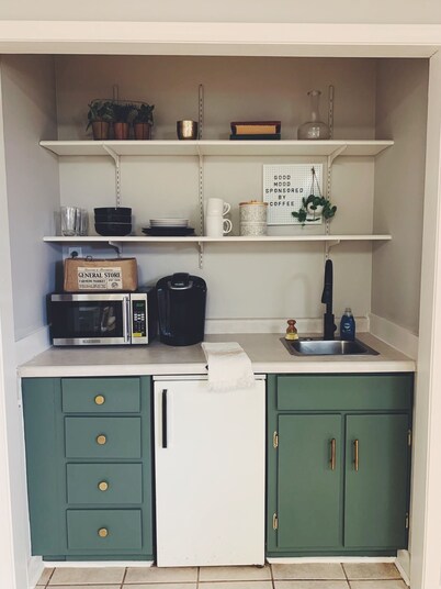 Basement Apartment on the Loop