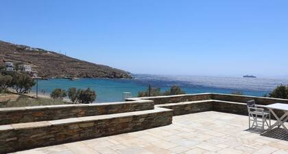 Greece-Cyclades-Tinos _Appartment with large terrace sea view 3min beach