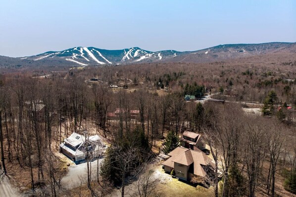 Aerial view - Bearities - 2 homes, sleeps 28, hot tubs, grills! (Killington)