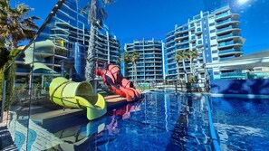 Pool - Wonderfull apartment in Punta Prima/Torrevieja with front sea view at 8th floor. (VC)