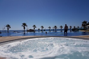 Pool - Wonderfull apartment in Punta Prima/Torrevieja with front sea view at 8th floor. (VC)