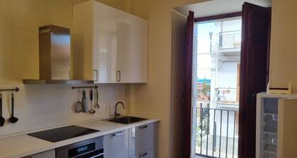 Scilla appartamento Marina Grande solo 40 mt dal mare (appartamento Salina)