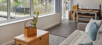 2 bedroom accommodation in Bacton