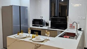 Apartment | Private kitchen - Cozy 1 Bedroom in Gombe Near Financial Centre (Kinshasa)
