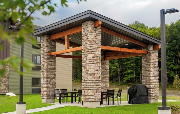 Àrea per a pícnics i barbacoes