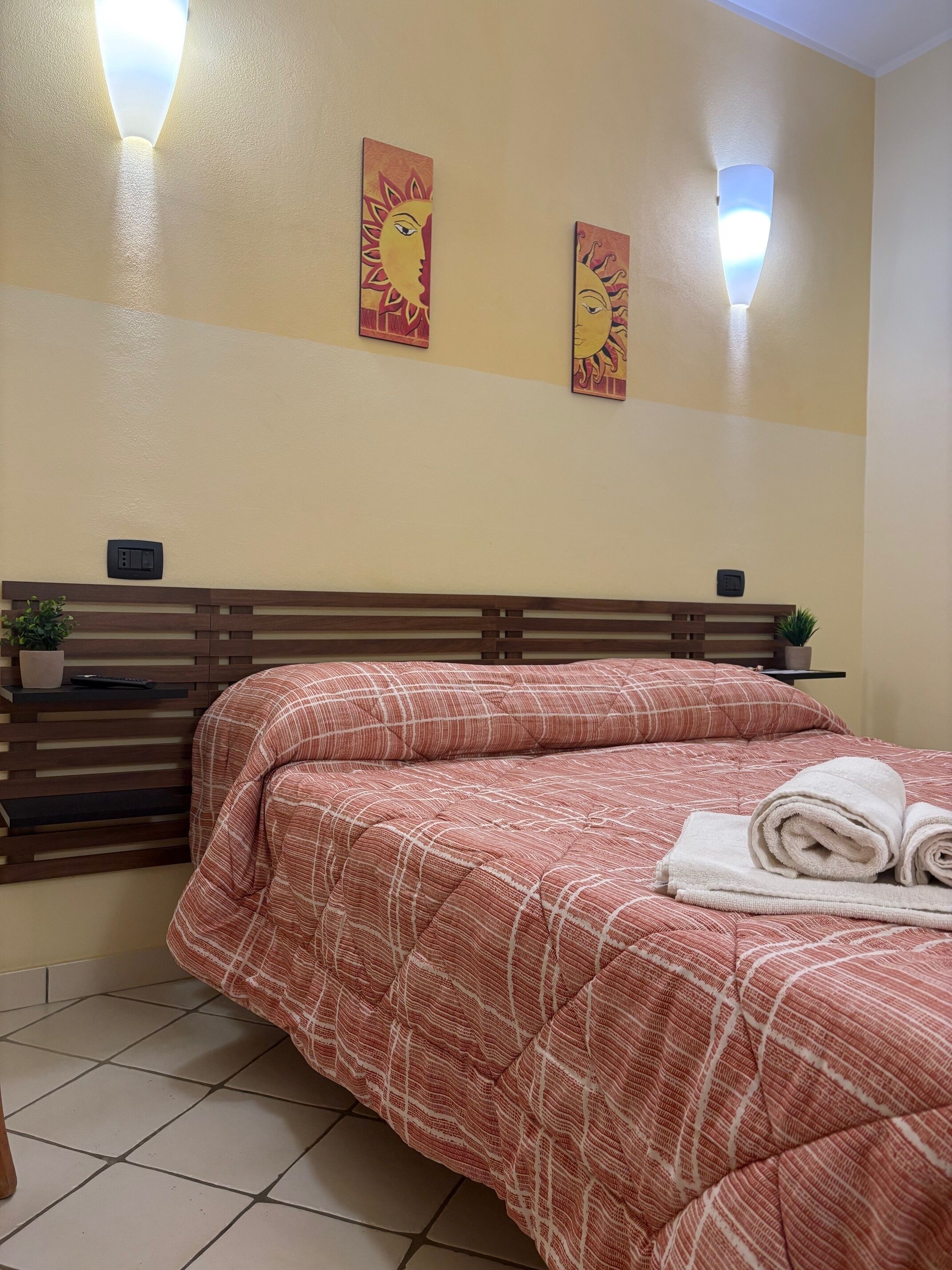 1 chambre, fer et planche à repasser, Wi-Fi, draps fournis