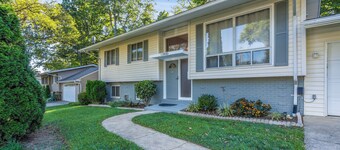 Spacious 5-Bedroom House in Rockville Fast WiFi, Gaming Area & Fenced Yard