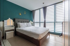 1 habitación, tabla de planchar con plancha, wifi gratis y ropa de cama 