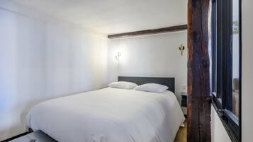 1 Schlafzimmer, BĂŒgeleisen/BĂŒgelbrett, kostenloses WLAN, BettwĂ€sche