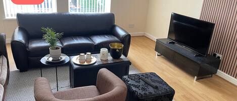 Apartment | Living area