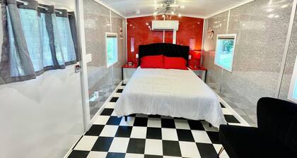 1950's themed couples caboose on a bison ranch. Pet-Friendly!
