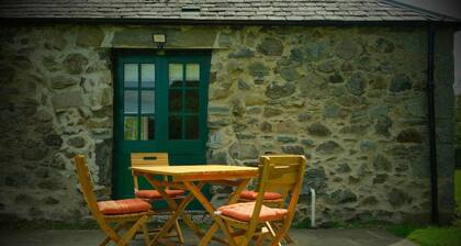Tranquil Glenshee Cottage Retreat