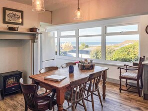 Dining - 3 bedroom accommodation in Widemouth Bay, near Bude (Widemouth Bay, near Bude)