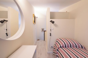 3 bedrooms, iron/ironing board, WiFi, bed sheets - Scilla appartamento Marina Grande solo 40 mt dal mare (appartamento Vulcano) (Scilla)