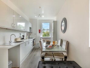 High chair - Discover a spacious holiday home in Paignton, Devon, accommodating ten guests. (Paignton)