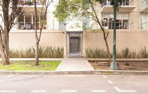 Fachada da propriedade