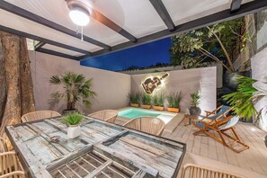 Familienhaus | Wohnbereich | 40-Zoll-Flachbildfernseher mit Digitalempfang