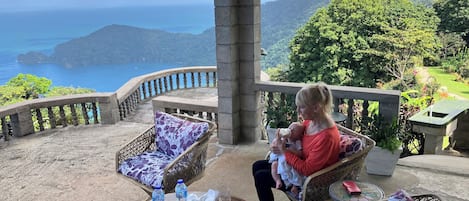 Romantic Cabin, Ocean View | Terrace/patio