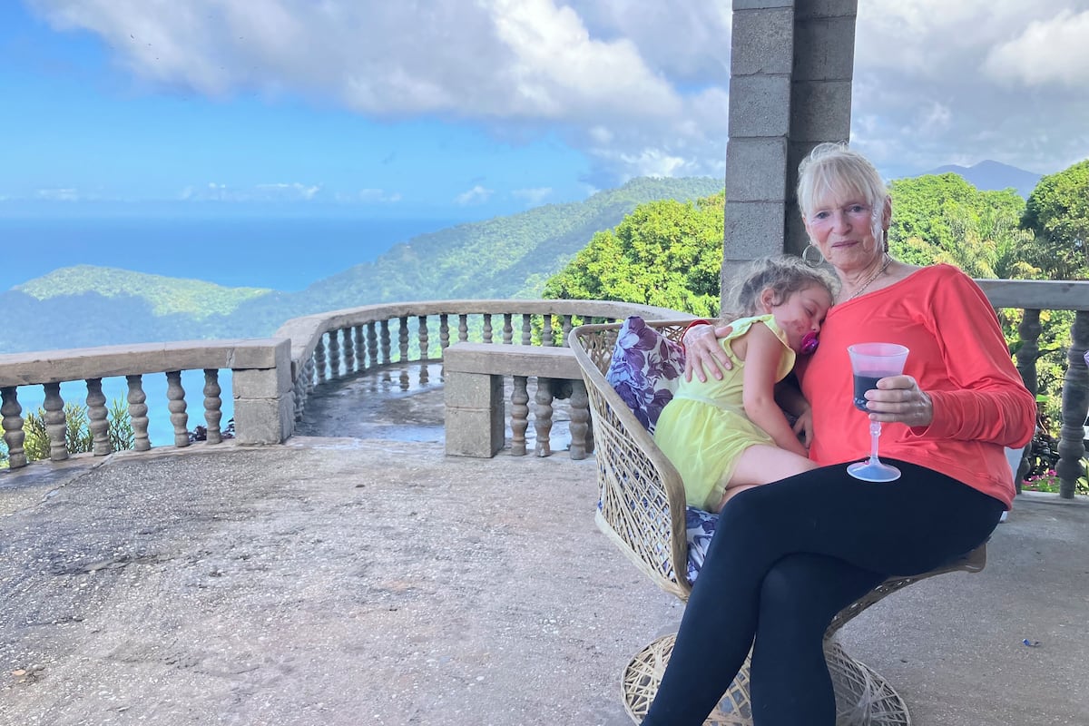 Romantic Cabin, Ocean View | Terrace/patio
