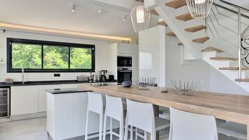 Villa | 4 bedrooms, free cribs/infant beds