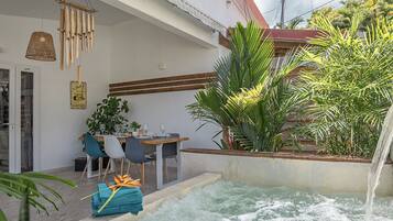 2 bedrooms