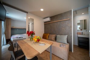 2 bedrooms, free WiFi, bed sheets - Vacation resort Bi Village Lodge Prestige Relax for 5 persons (Fazana)