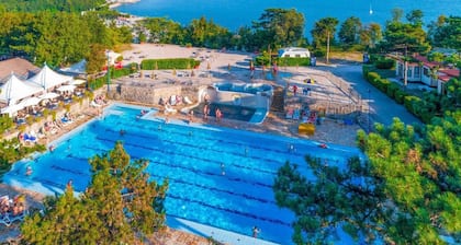 Camping Village Mare Pineta Baia Relax fĂŒr 4 Personen