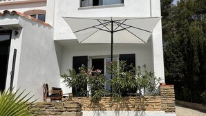 Exterior - 3.juju (CASSIS)
