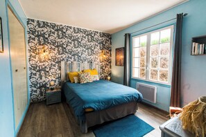 2 bedrooms, iron/ironing board - Évasion Côtière : Séjour Idéal Près de L'océan (Arvert)