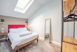 2 camere, ferro/asse da stiro, Wi-Fi, lenzuola