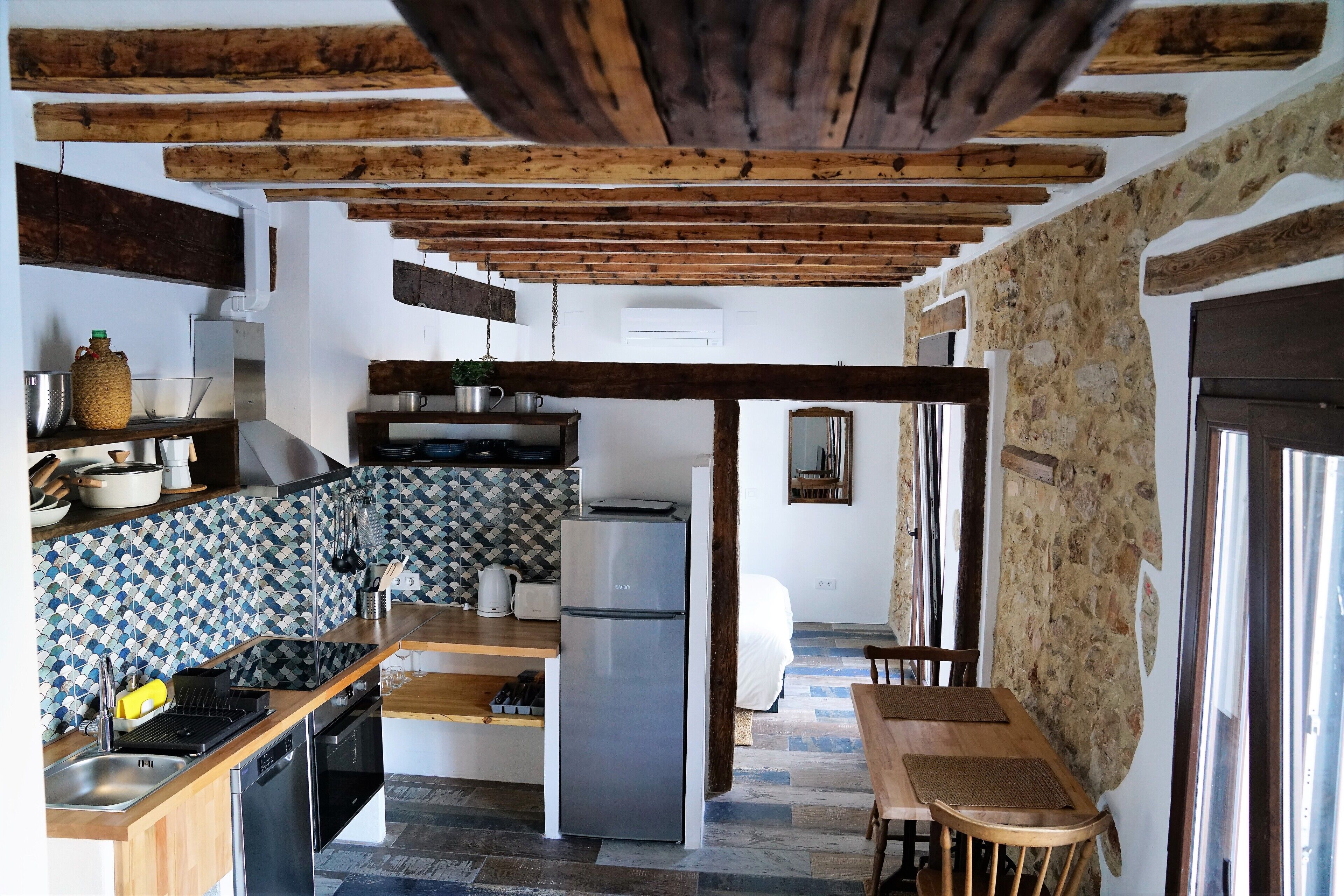 Refrigerador, horno, parrilla de estufa y lavavajillas 