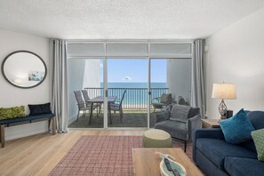 Smart TV, fireplace - Oceanfront 2 Bedroom-Sleeps 8-Linens-Laundry-Pool (Ocean City)