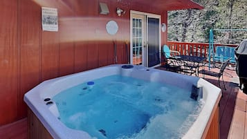 House (2 Bedrooms) | Property amenity